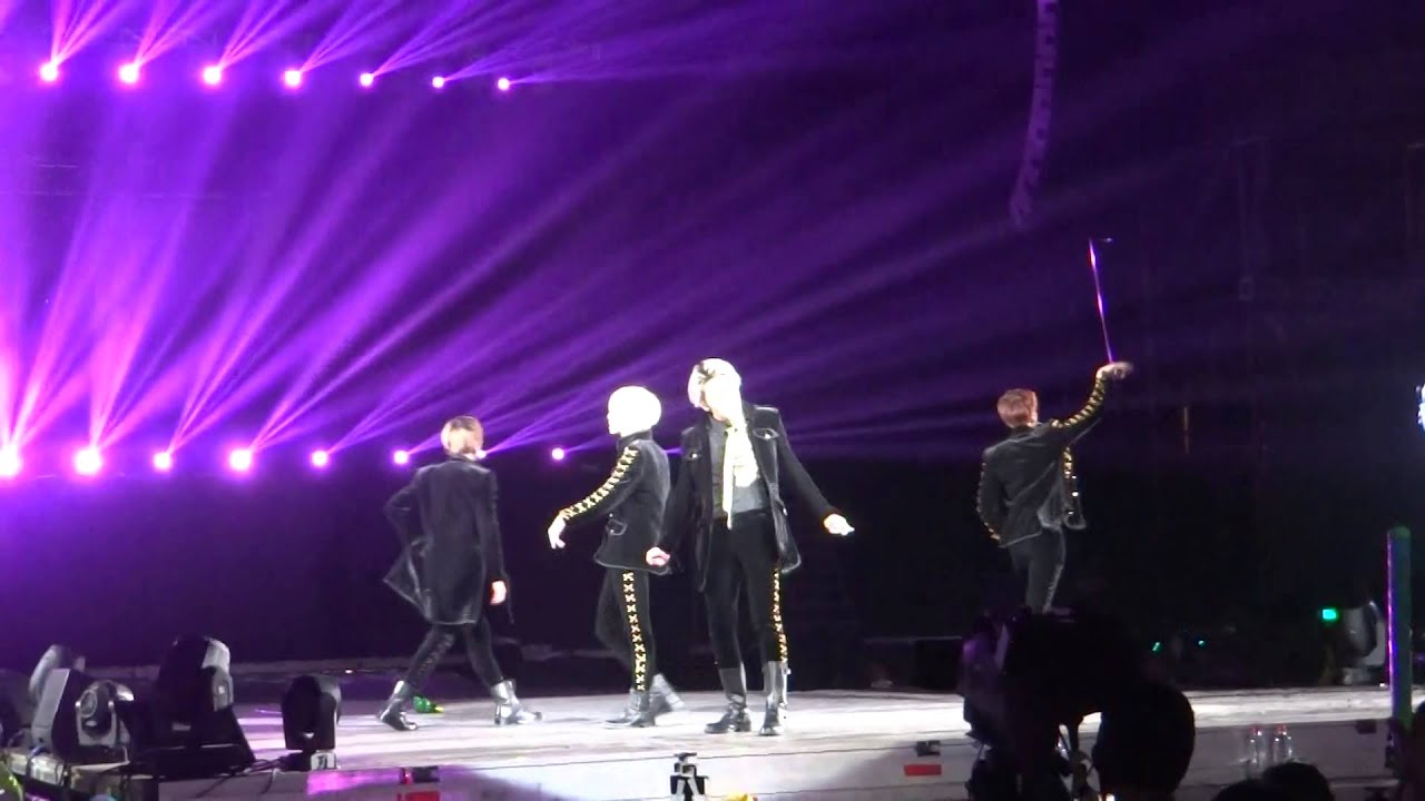 'Ring Ding Dong' | SHINee in Chile 140406 |