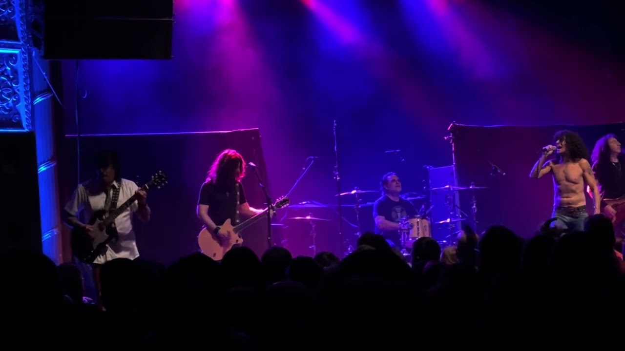 Bonfire A Touch Too Much AC/DC cover 12.14.25 Sunshine Theater Albuquerque New Mexico USA live show 