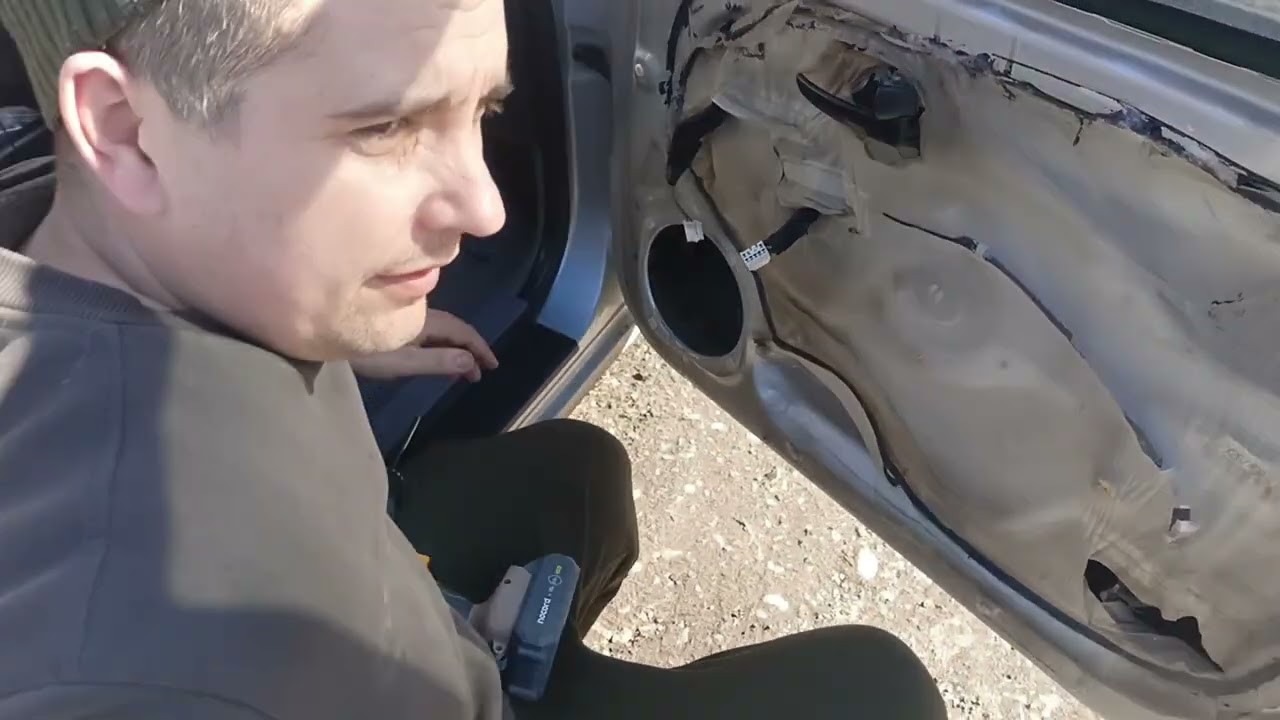 Замена штатных динамиков в Hyundai Elantra на DL Audio Gryphon Pro 165