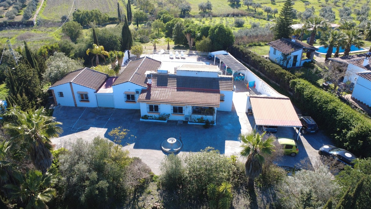 F5314471: Country Property in Coín