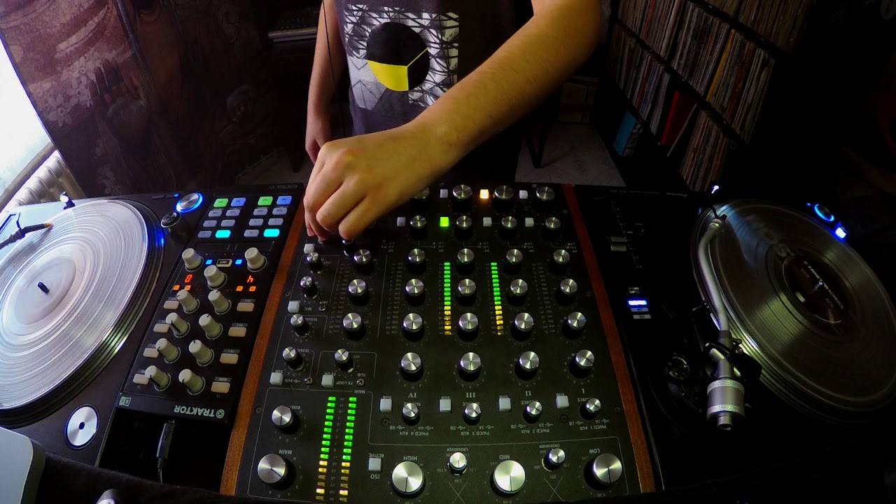 kaiser @ Rösten Beats Dark Techno 04 - Rane MP2015