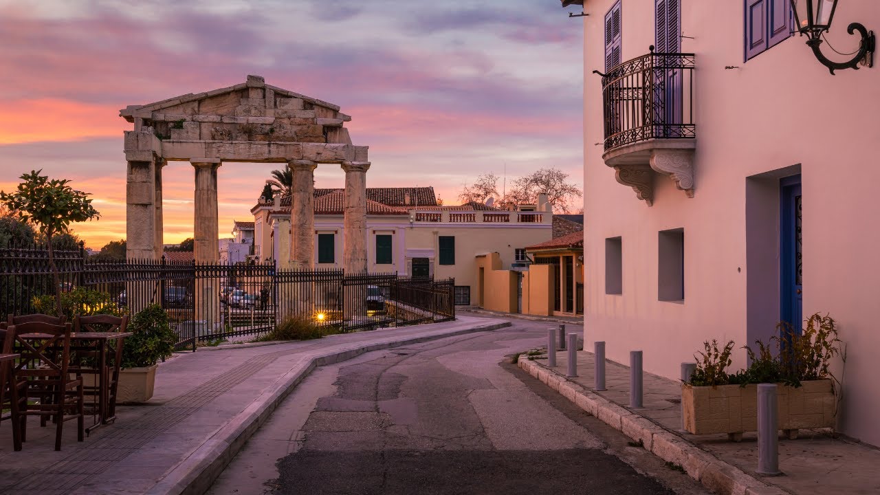 Athens City Center: 🚌 A Breathtaking Bus Tour! 🇬🇷