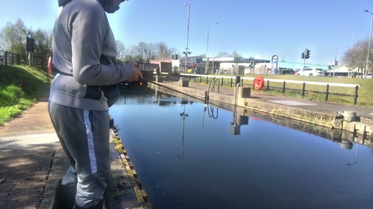 Forth and Clyde canal pike fishing with lures #fishing #angler #pike