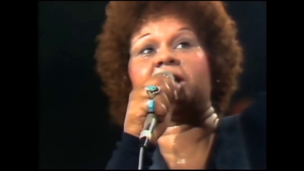 Etta James  –  W-O-M-A-N  –  Live in Montreux 1975