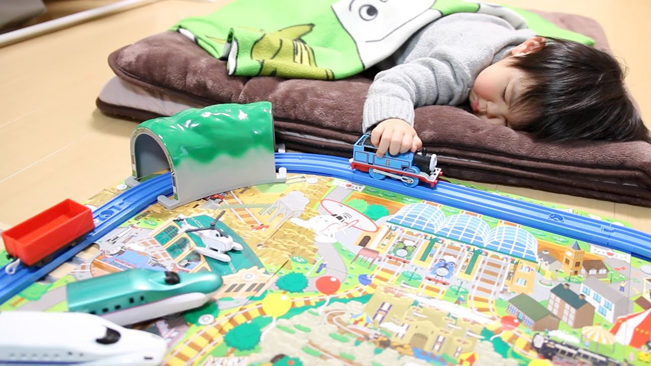 プラレール きかんしゃトーマスおかたづけプレイマップ