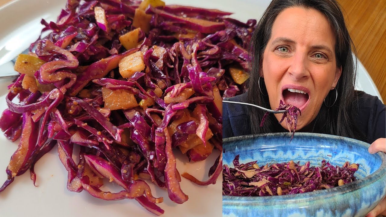 5 INGREDIENT RED CABBAGE SALAD - YOU'LL WANT TO MAKE THIS ALL THE TIME! (TASTY VEGAN RECIPE)