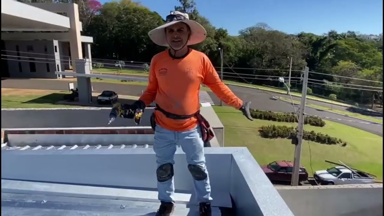 Dica de como instalar rufo com chapeamento de platibanda no telhado embutido