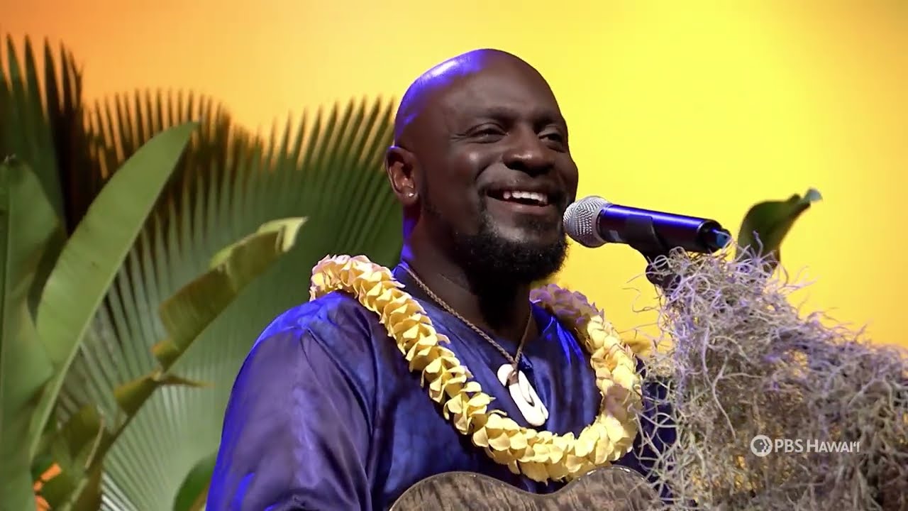 Kamakakēhau Fernandez - Mahina ʻO Hoku