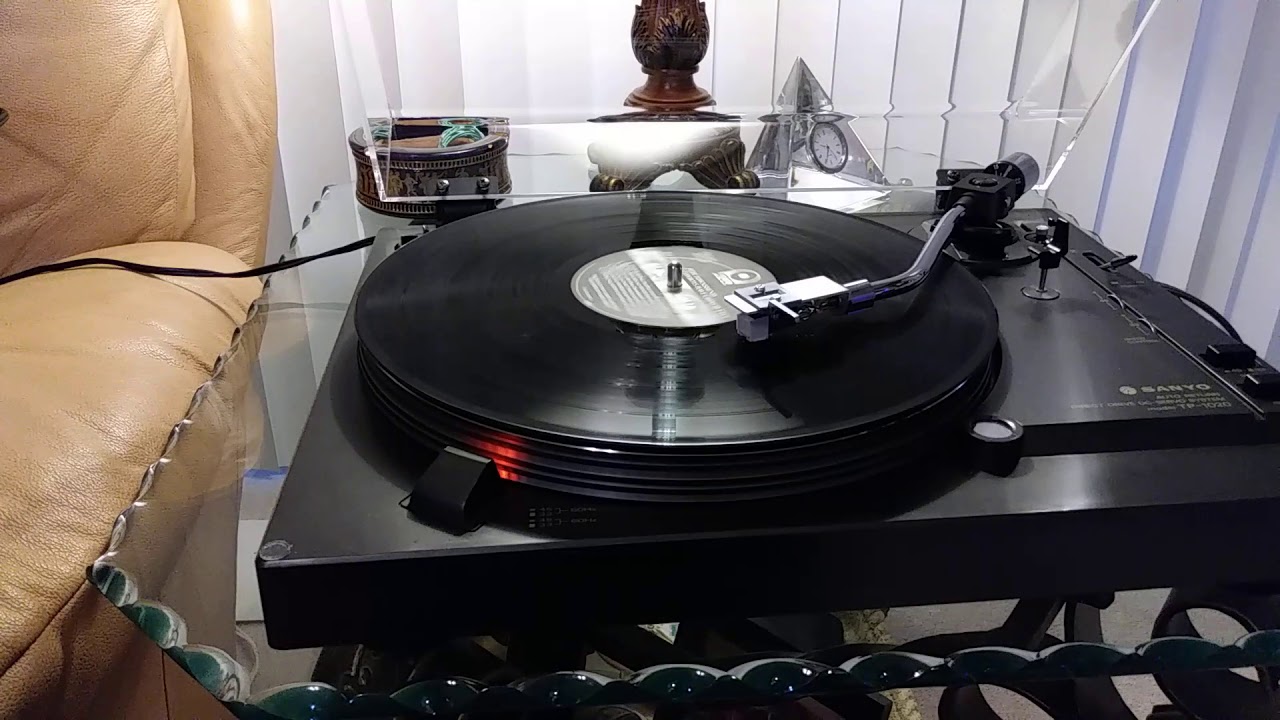 Sanyo tp-1020 turntable. Horiatis76.com