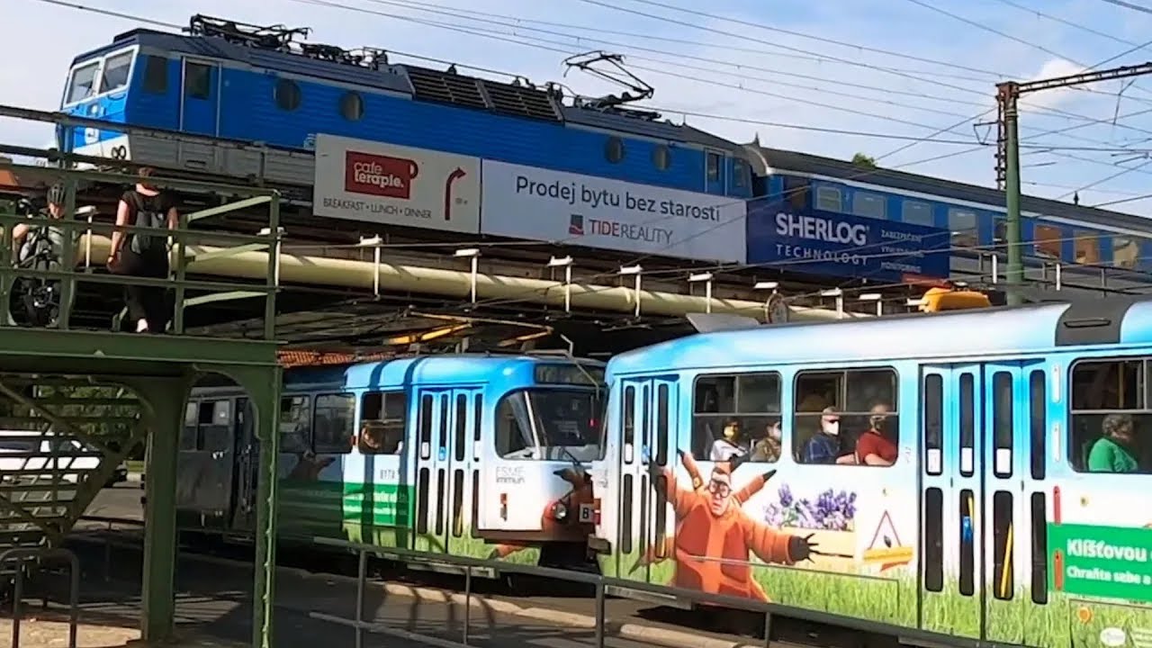 Vlaky a tramvaje Praha Vyšehradský železniční most