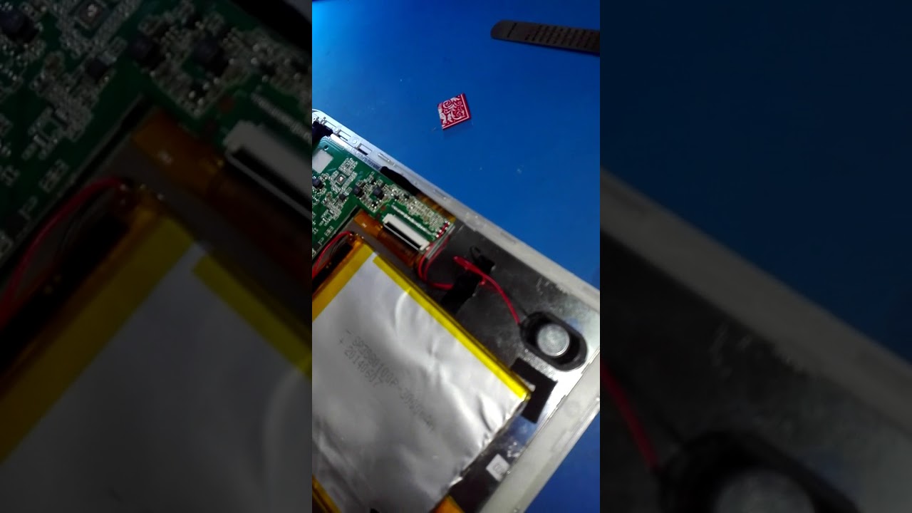 LCD ribbon connection clip broken