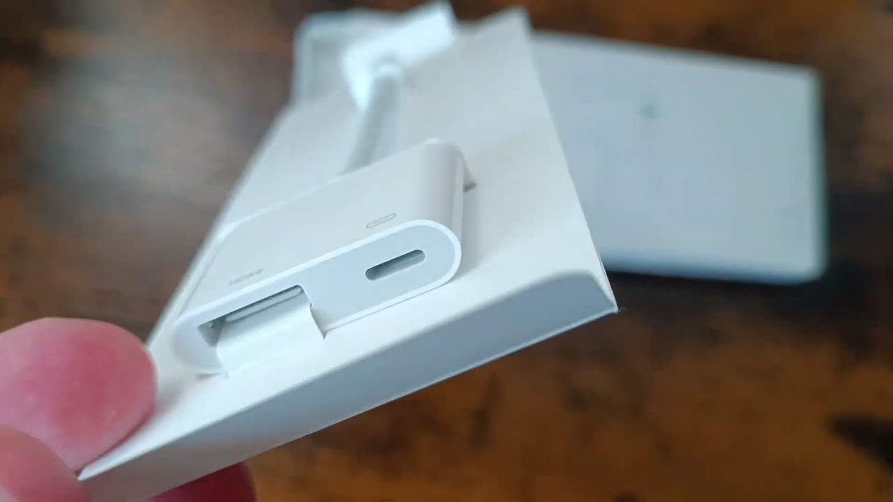 Bildschirm&uuml;bertragung vom Iphone auf TV oder Beamer? Lightning - HDMI AV Adapter | MrApfel2go