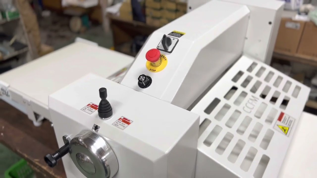 RT-520 table type dough sheeter