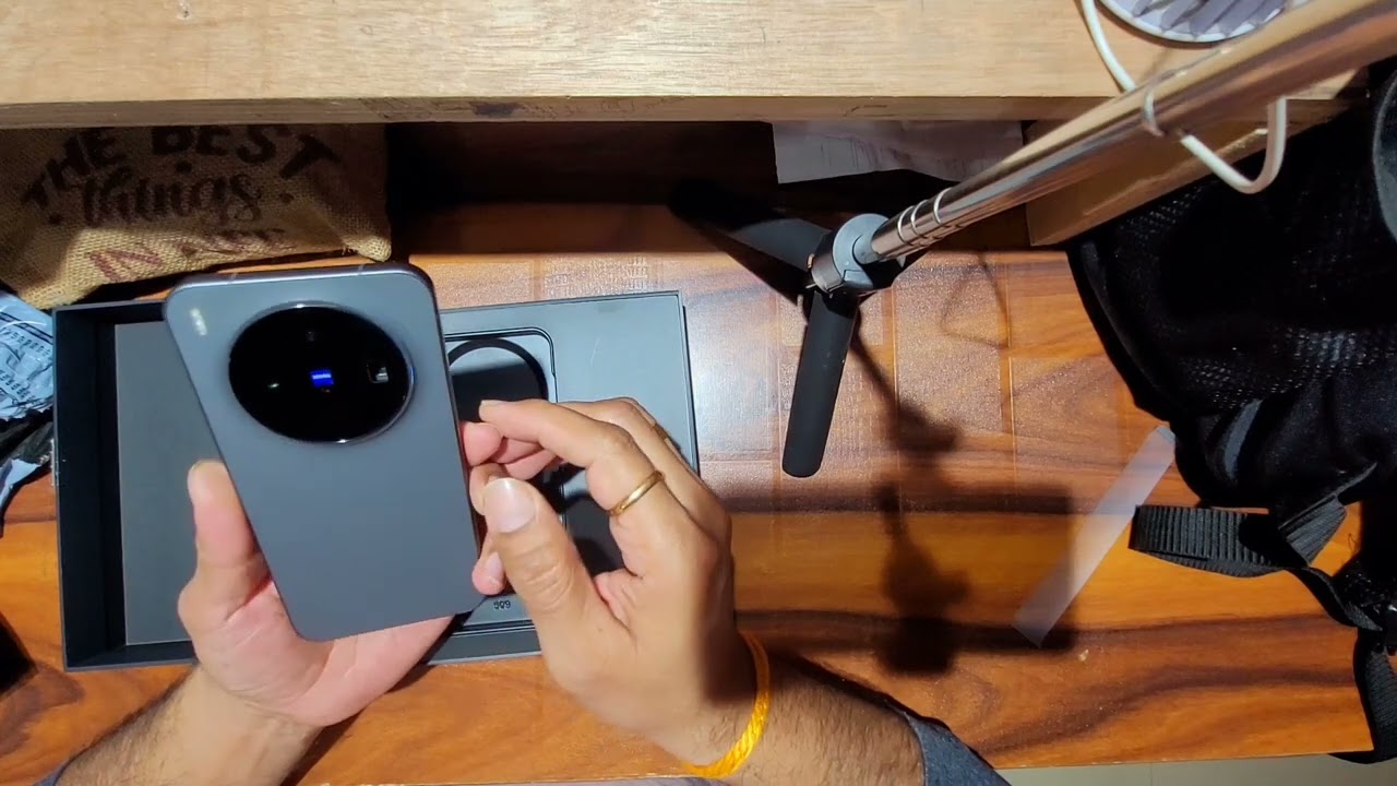 Vivo x300 unboxing | first impression | look and feel. 