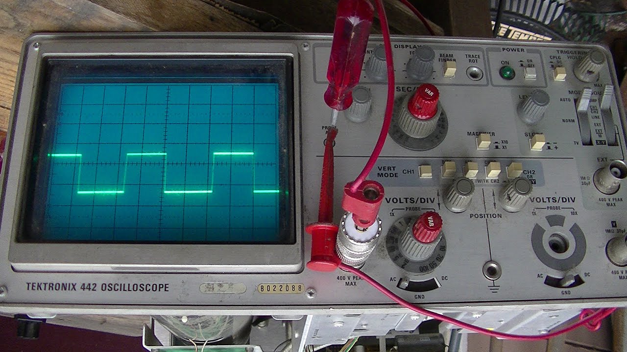Tektronix Type 442 Oscilloscope Diagnosis and Repair