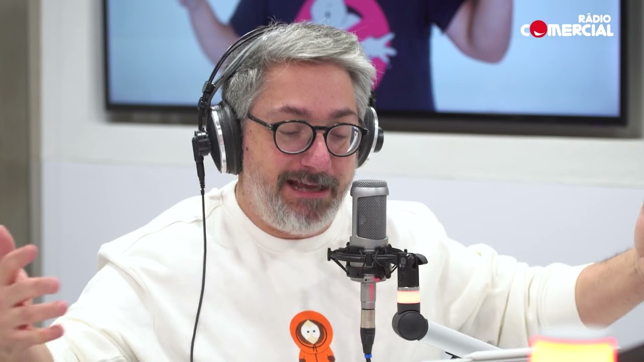 Rádio Comercial | Oh patrão o que tem nessa mochila? - O Homem Que Mordeu o Cão