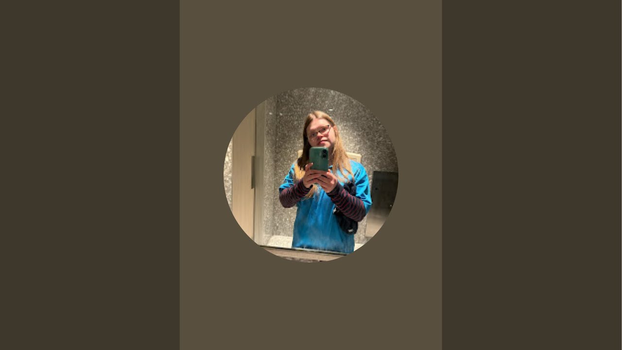 Gladstone Girl  is live! Check it out