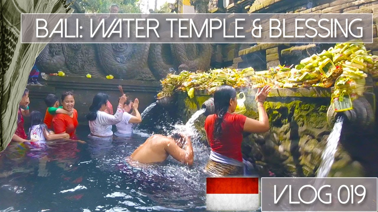 BALI: UBUD, WATER TEMPLE & HINDU BLESSING  - VLOG 019