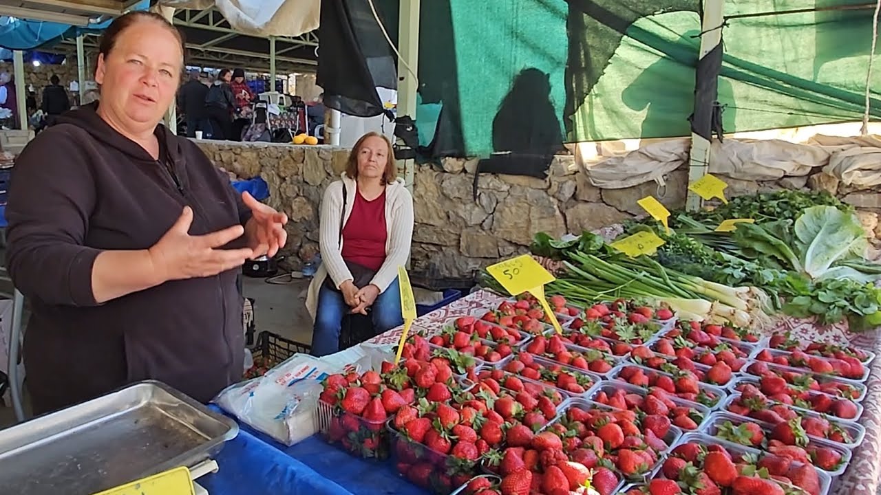 Datça Cumartesi Pazarı'nda Uzun Bir Gezinti