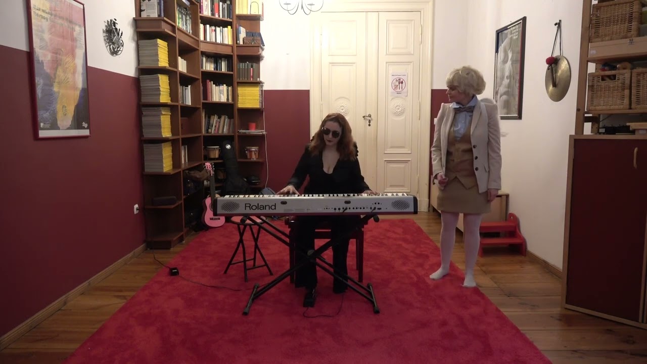 A Nightingale Sang in Berkeley Square Berlin Clean