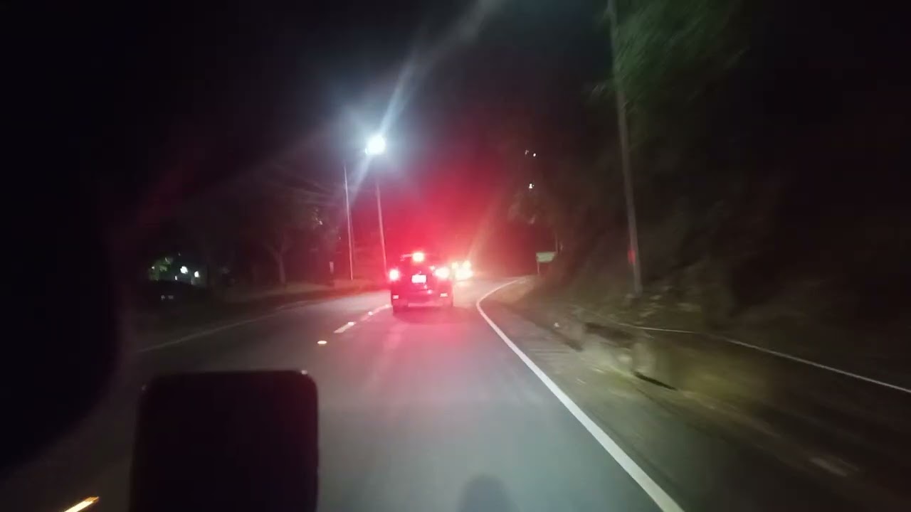 over take kamote sa kalsada...panoorin ang full vedio ..enova vs. rusi red..