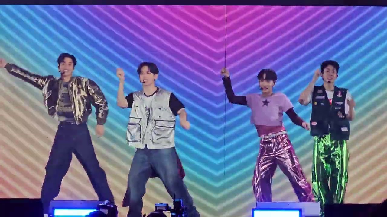 See Tinh x Money (ฟังแล้วรวย) x อ้อนแม่กินกุ้งแช่ | #BelucaConcert #taynew #offgun #เตนิว #ออฟกัน