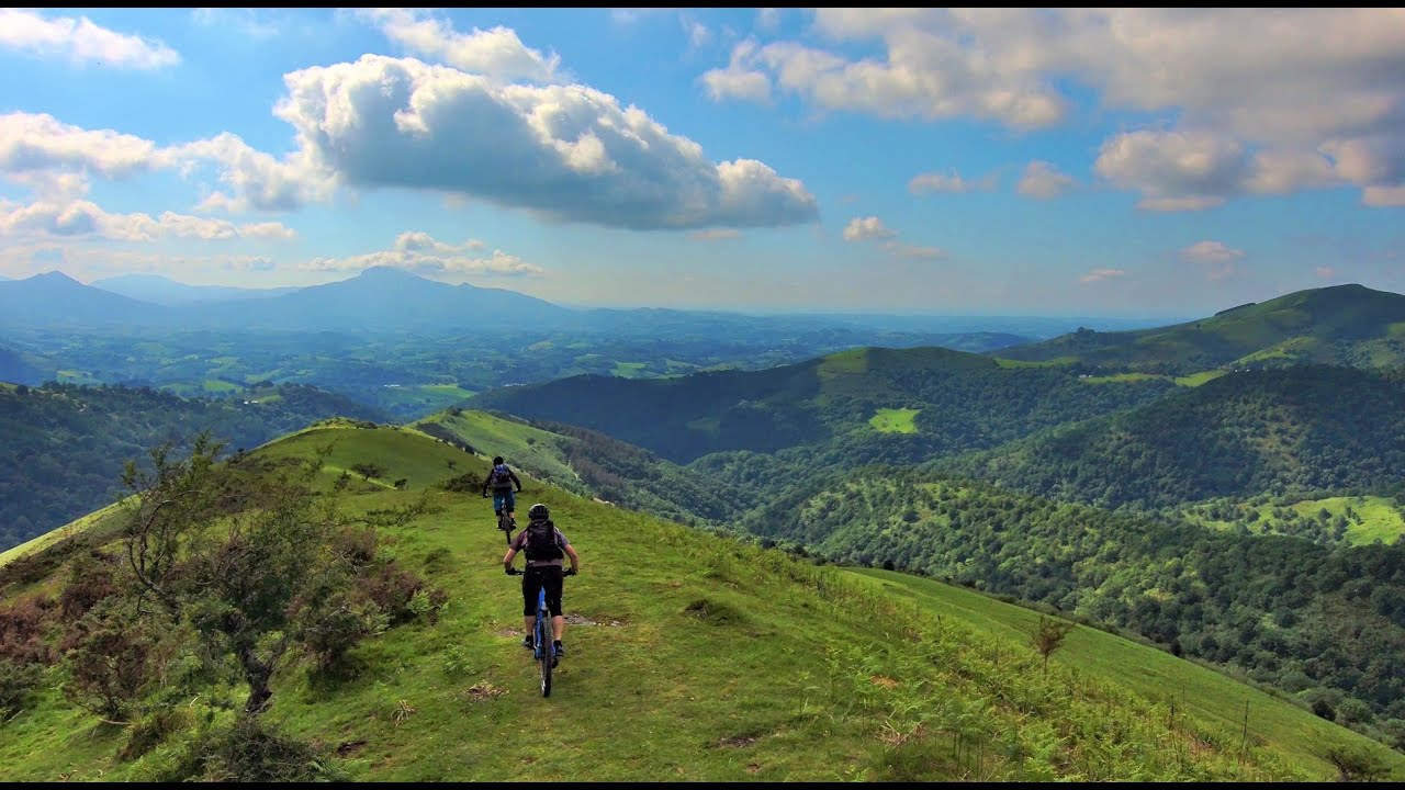 Skydio 2 - MTB test in Basque country - Gorospil