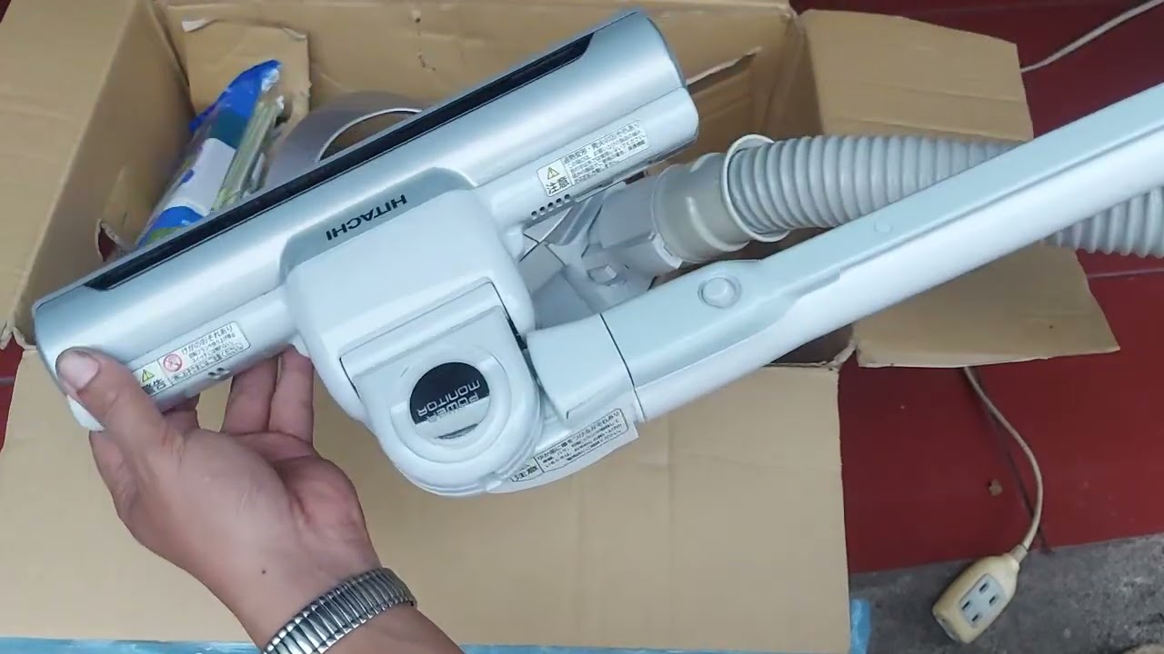 [ĐÃ BÁN]Máy hút bụi Hitachi Japan leng keng, giá 1tr500k. Ae quan tâm liên hệ 0982244014 Mr_Phong