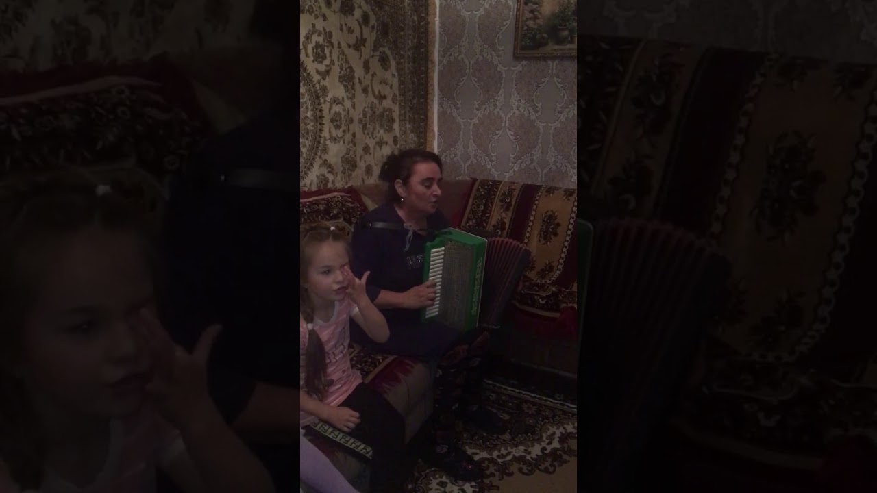 А.А.У. Кёкде учуб баргъан кёгюрчюн