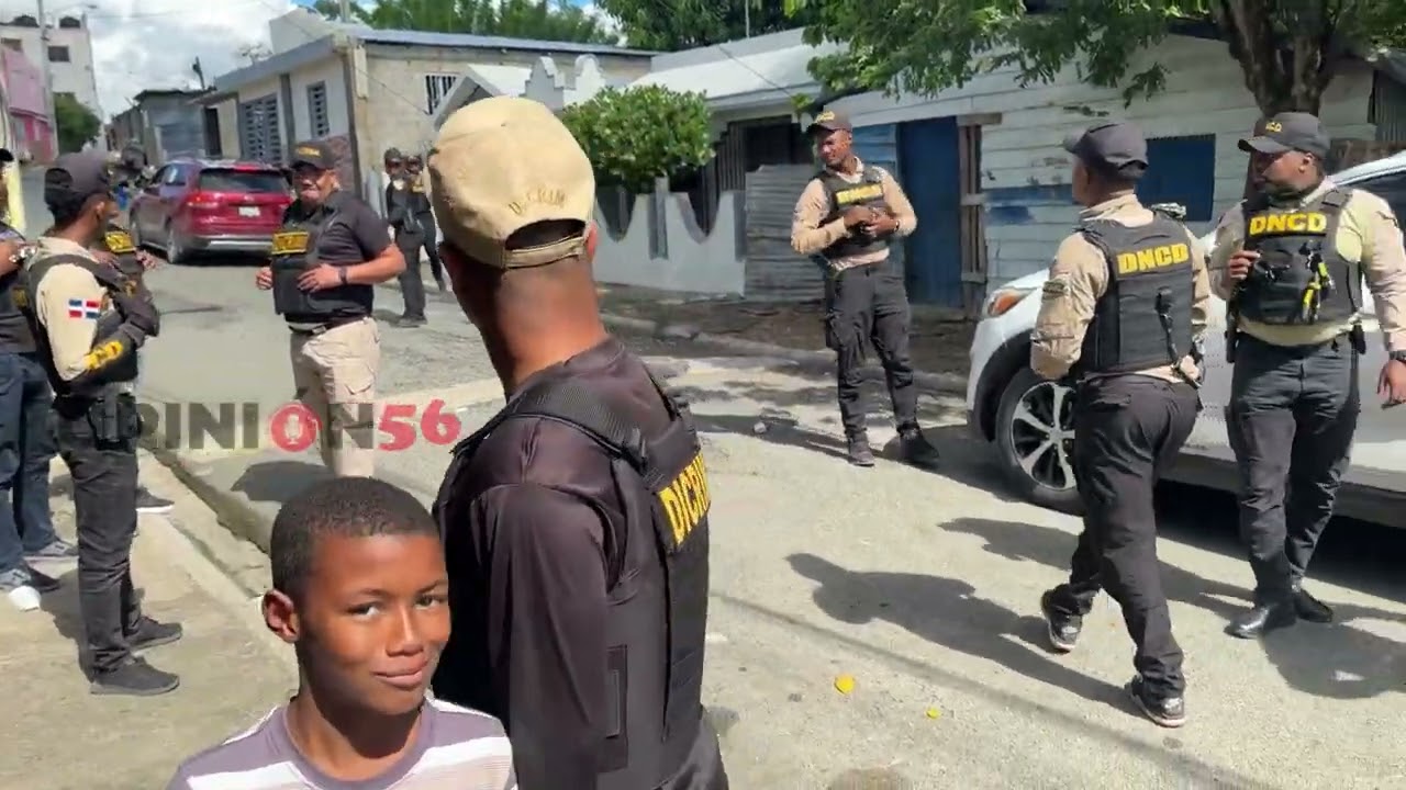 “Operación farmacia Rara” DICRIM, policía preventiva y DNCD en barrios de SFM 