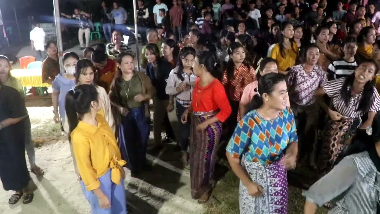 Famaena #1 | Tarian Maena Sobatö #1 | Resepsi Pernikahan Firman Lugu dengan Indah Hondo