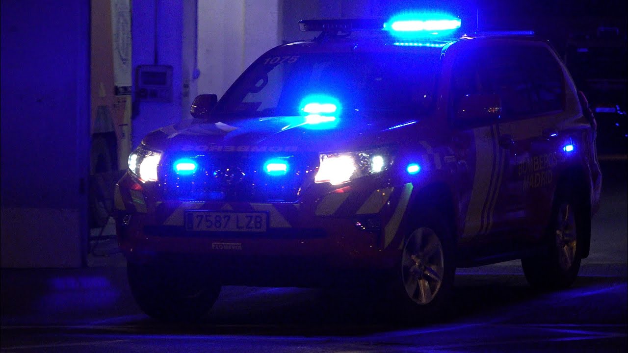 9 minutos de nuevos videos de Bomberos Madrid.  Especial Nuevos Toyota Land cruiser y Seat Leon