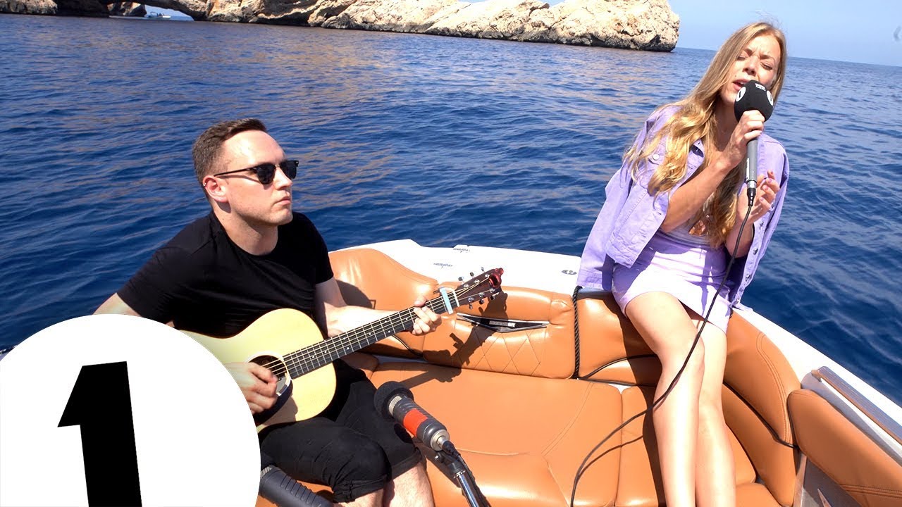 Becky Hill - Sunrise In The East (Acoustic Version)