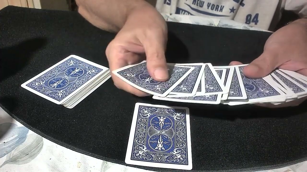EXCELENTE JUEGO DE MAGIA CON CARTAS -- LA PREDICCIÓN IMPOSIBLE -- REVELADO