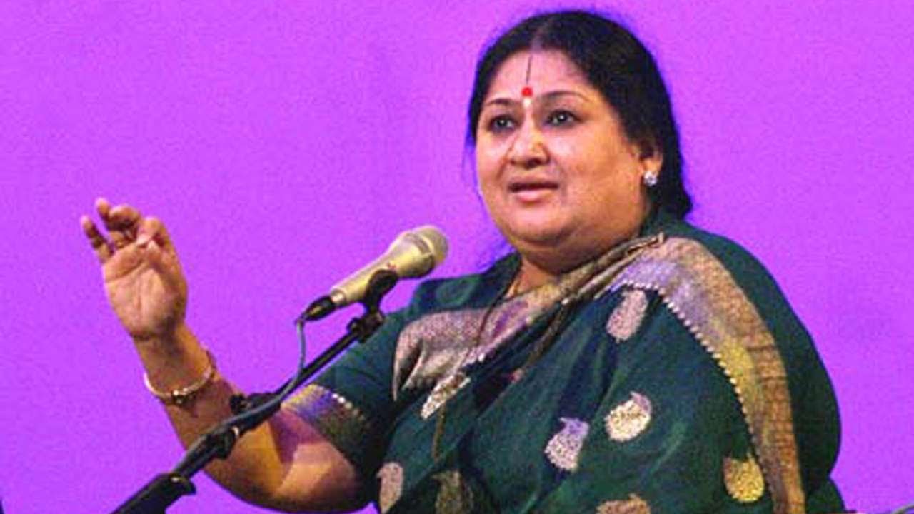 Vidushi Shubha Mudgal sings  Miya Malhar - Badariya Aayee re