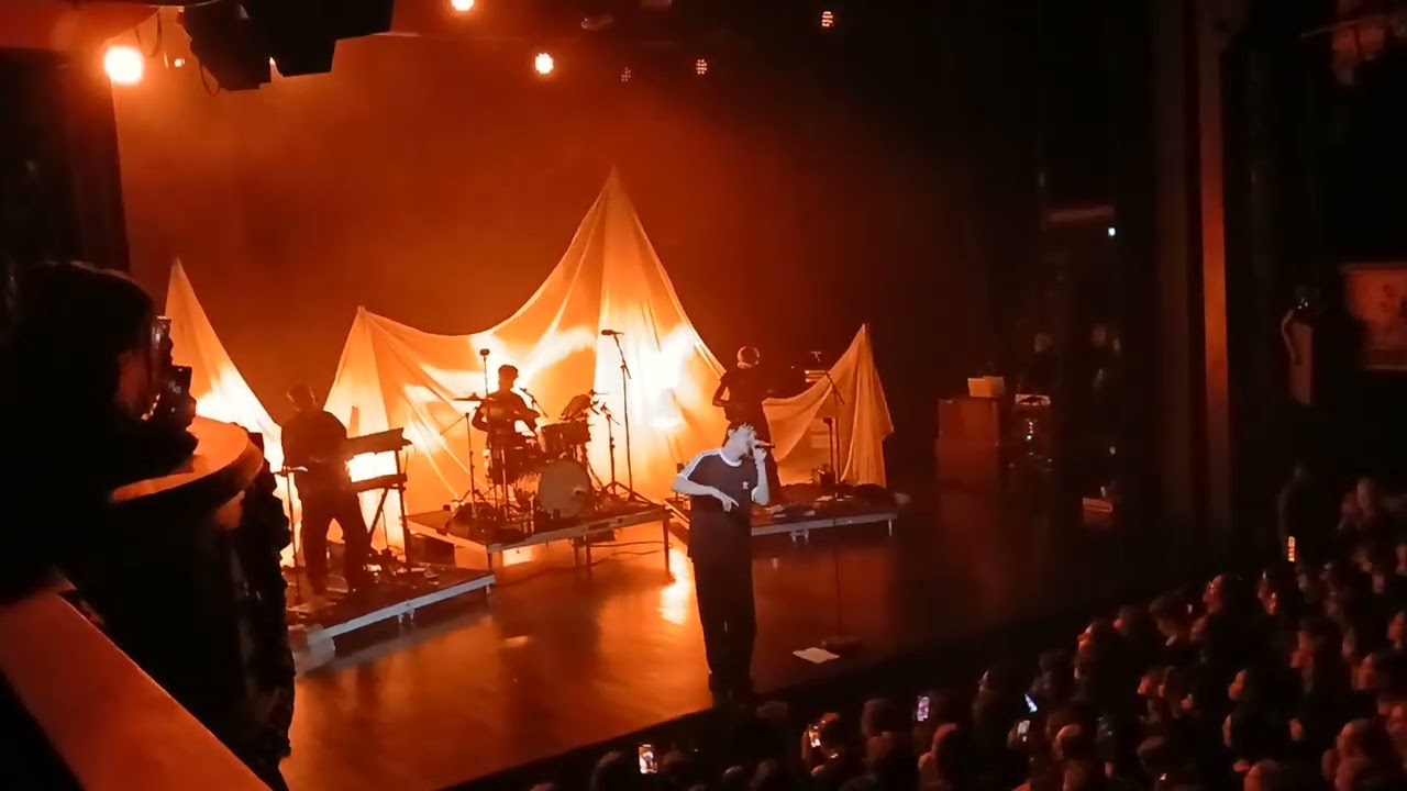 Artemas - You were a dream - live le Trianon à Paris 14/09/2024