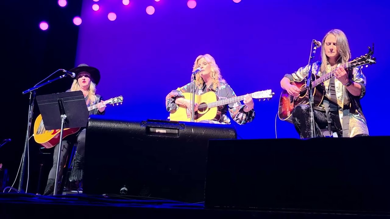 'Goodnight Cruel World' - Trisha Yearwood, Sunny Sweeney & Erin Enderlin
