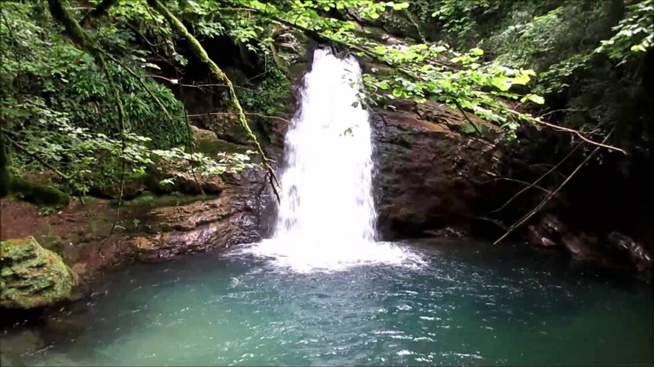 Monti Simbruini: fiume Aniene cascata di Trevi nel Lazio