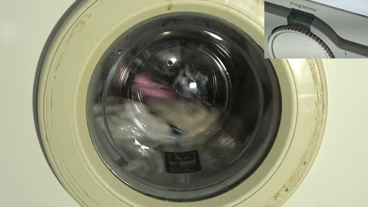 Hoover Logic 800 De-Luxe E A3616 - Program G : Final Fast spin 800rpm and results