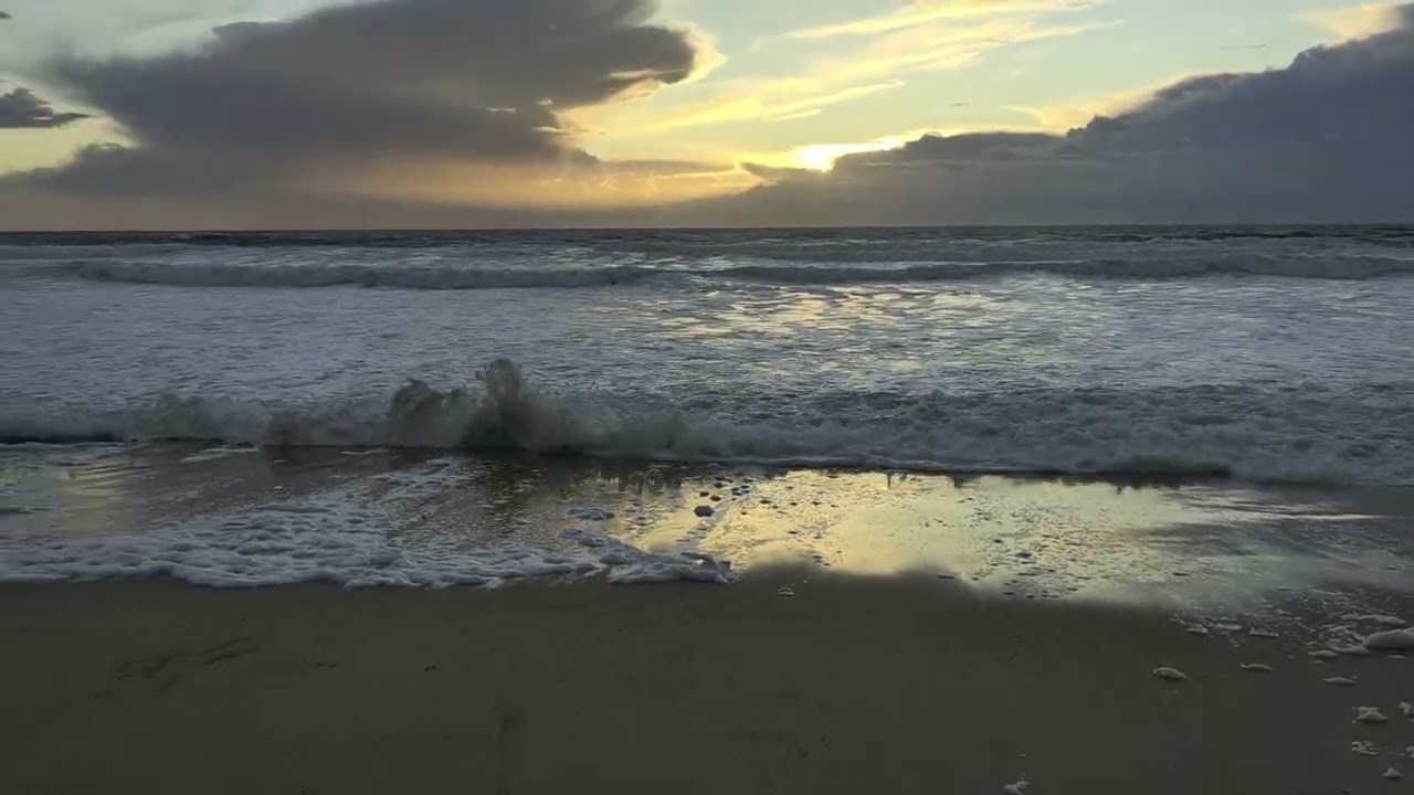 FONTE DA TELHA E SÃO JOÃO DA CAPARICA A DESAPARECER! TEMPESTADE LEONARDO! BEACHES ARE VANISHING! 
