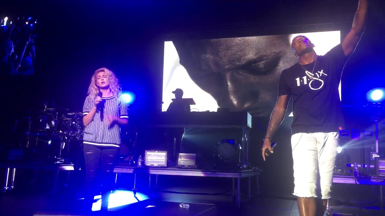 Lecrae - I'll Find You (Feat. Tori Kelly) [Live at California Baptist University's Lancerpalooza]
