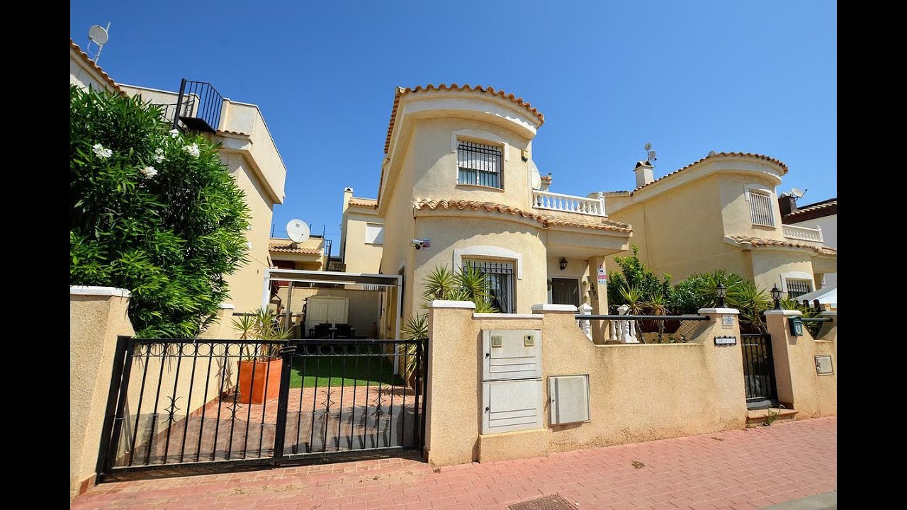 3 Bed Detached Villa FOR SALE in the Popular Town of SUCINA, Murcia. ONLY 120,000€