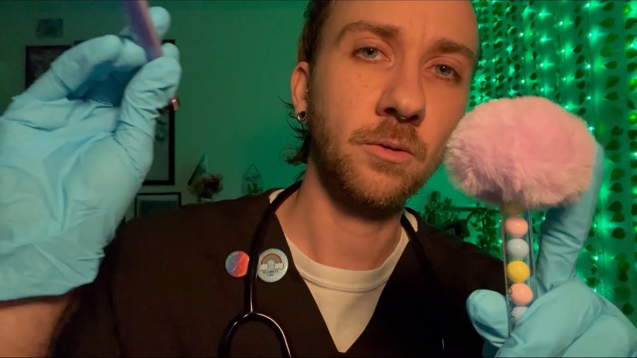 ASMR | Осмотр черепно-мозговых нервов постепенно идёт не по плану 😬 (тихий голос, свет)