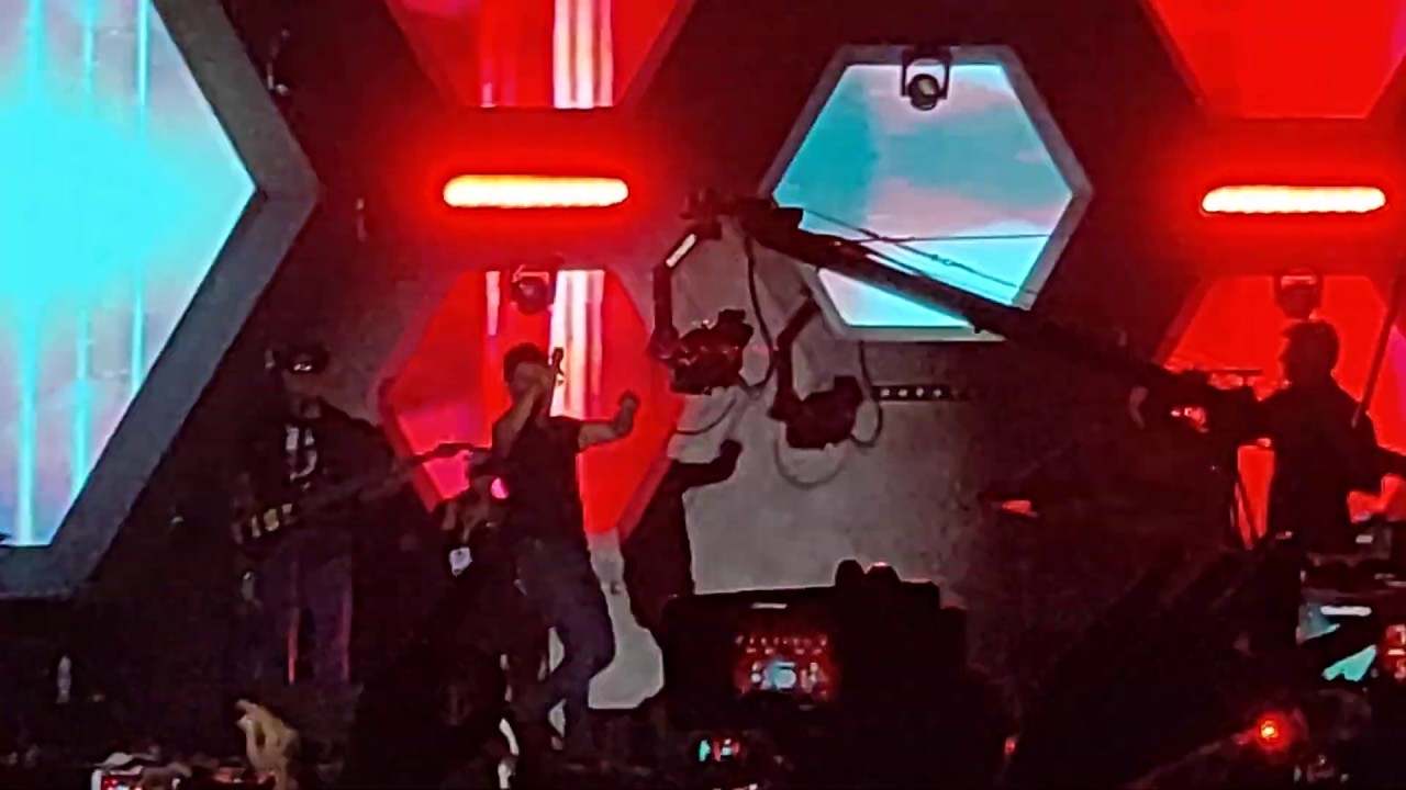KK live | Zara Sa| MoodIndigo | IITB audience