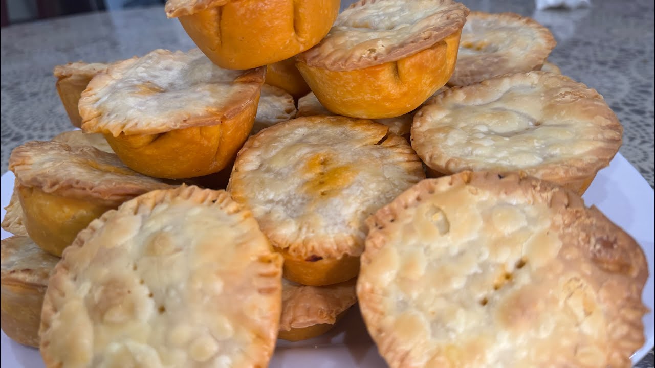 Andy làm bánh pie kiểu Úc Đại Lợi