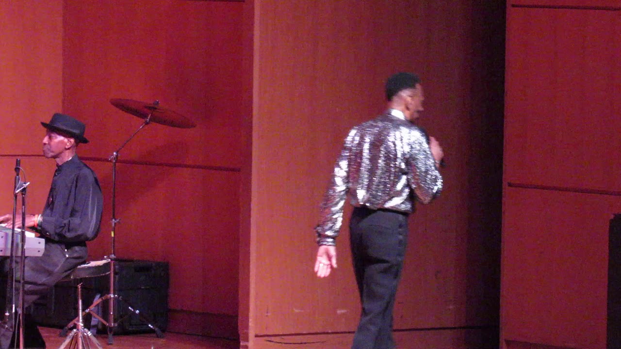 EARL YOUNG'S TRAMMPS: