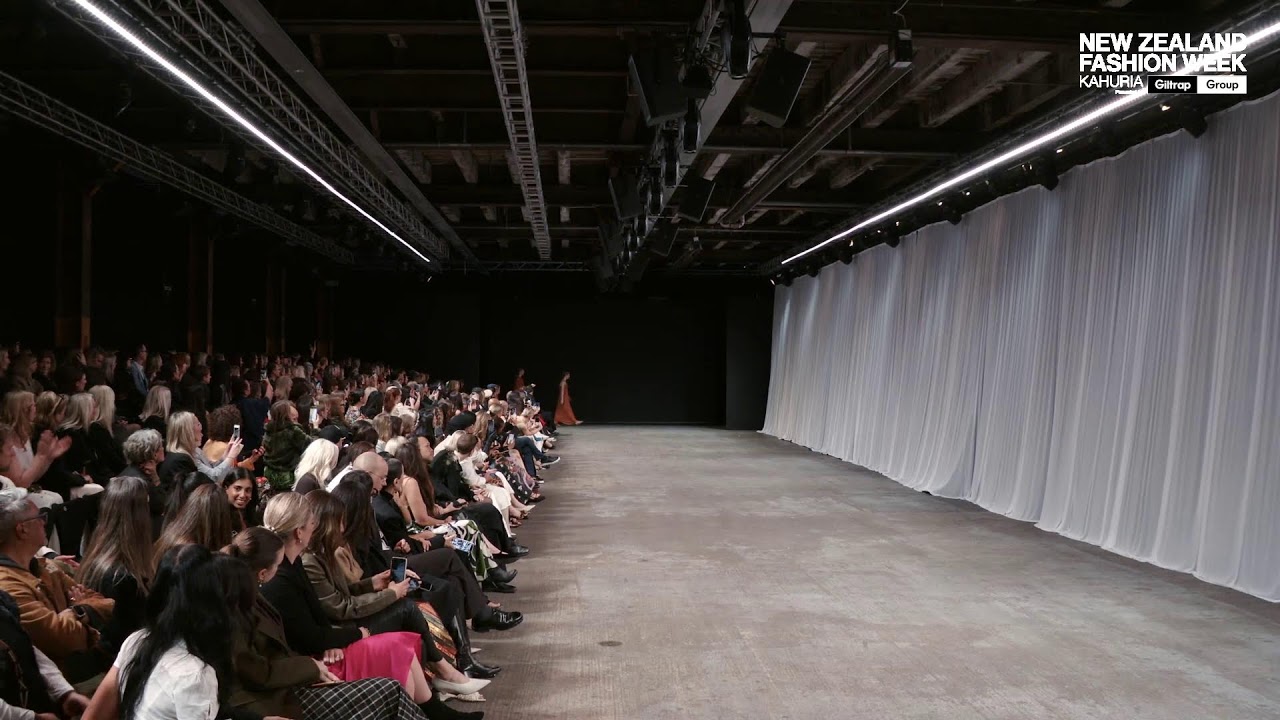 New Zealand Fashion Week 2025 - Juliette Hogan