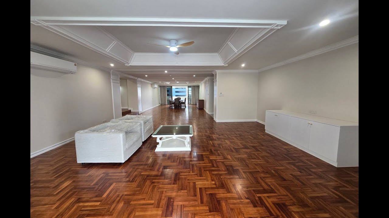 Large Pet Friendly 3 bedroom near BTS Asoke & NIST School