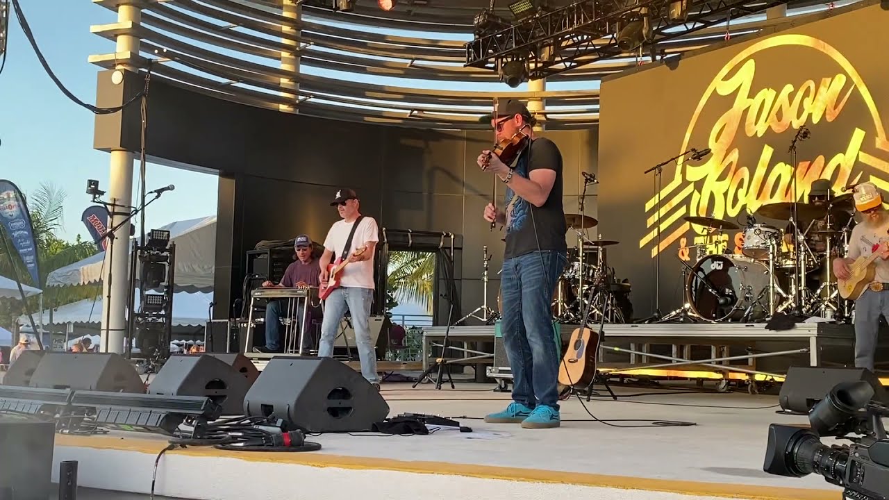 Jason Boland & the Stragglers | 