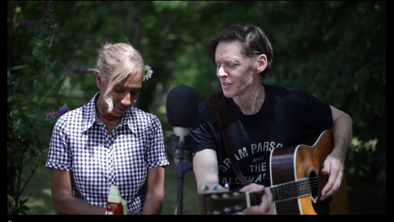 Girl from the North Country by Bob Dylan, Acoustic cover by Fragile Star.
